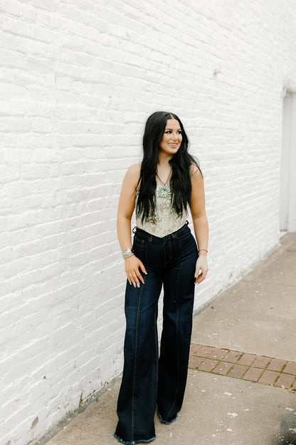 The Jolene Jeans DARK WASH