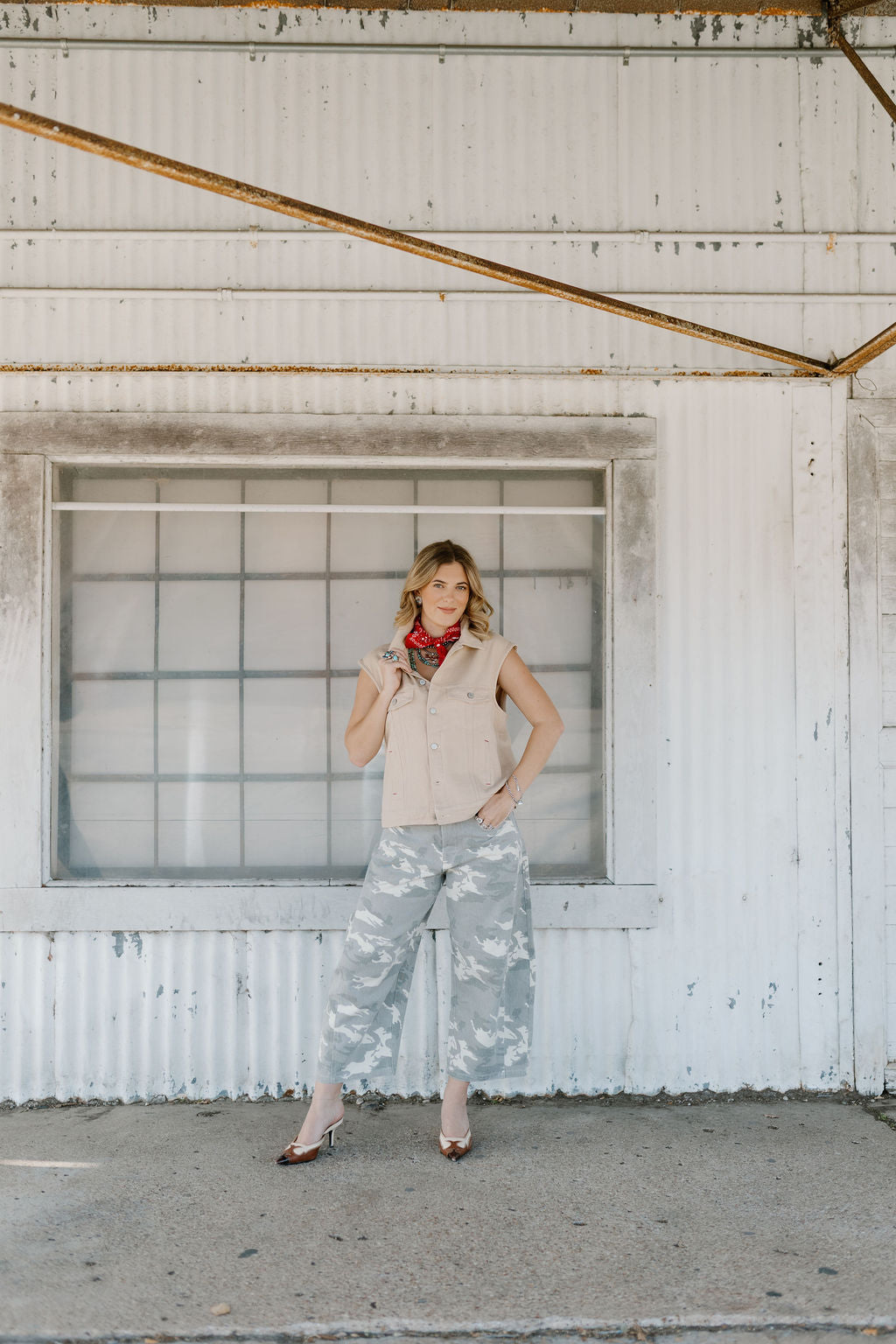 The Chasing Sunsets embroidered vest