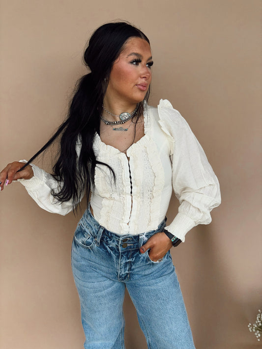 The Lorraine top in white