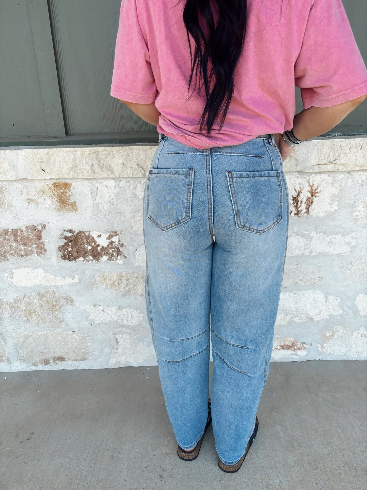 The Light Wash Barrel Jeans